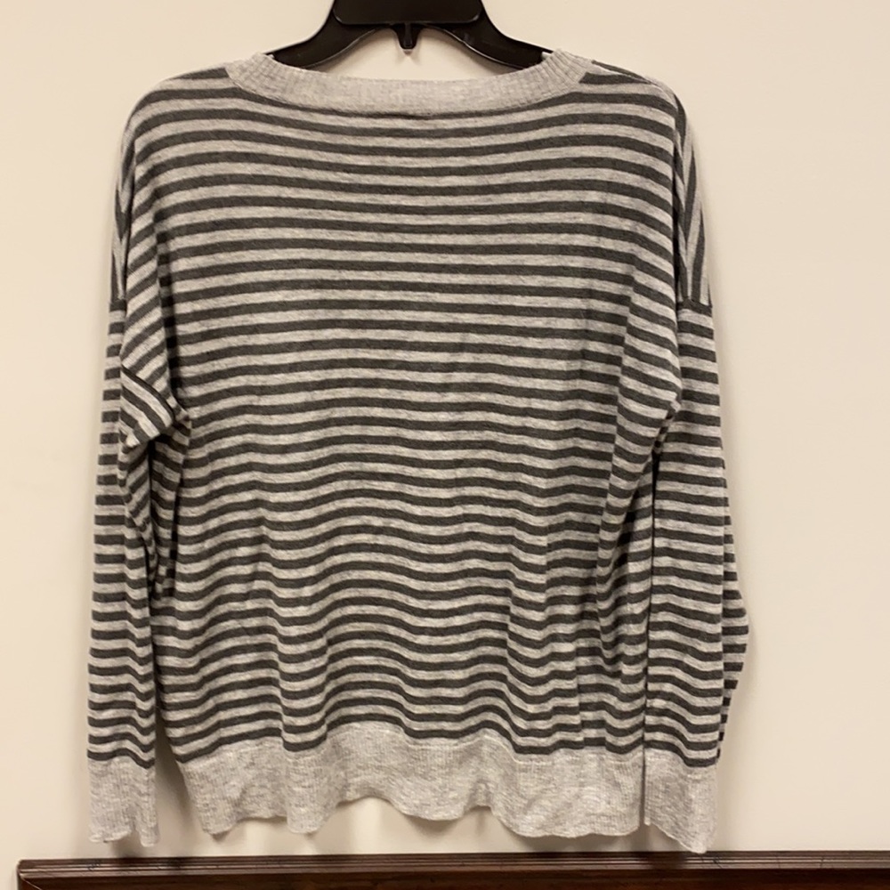Sweater - Picture 2 of 3